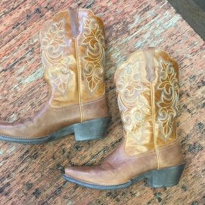 Men’s Ariat boots, US SZ10, UK7.5